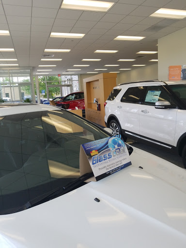 Ford Dealer «Mitchell Selig Ford», reviews and photos, 801 Bloomfield Ave, Windsor, CT 06095, USA