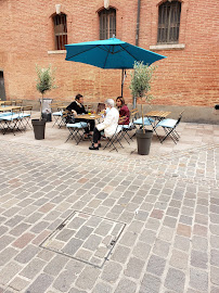 Atmosphère du Restaurant La Guinguette des Galeries à Toulouse - n°3