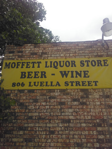 Liquor Store «Moffett Liquor Store», reviews and photos, 806 Luella St, Fort Worth, TX 76102, USA