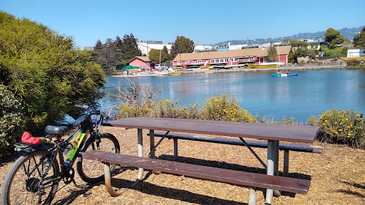 Park «Berkeley Aquatic Park», reviews and photos, 80 Bolivar Dr, Berkeley, CA 94710, USA