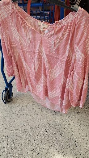 Clothing Store «Ross Dress for Less», reviews and photos, 3425 E Foothill Blvd, Pasadena, CA 91107, USA