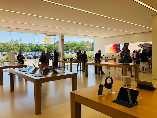 Computer Store «Apple Aspen Grove», reviews and photos, 7301 S Santa Fe Dr, Littleton, CO 80120, USA