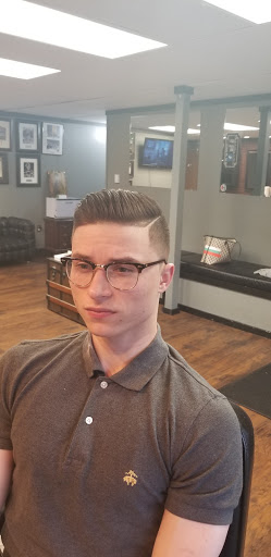 Barber Shop «Classic Blends Barbershop», reviews and photos, 1700 Elmwood Ave, Warwick, RI 02888, USA