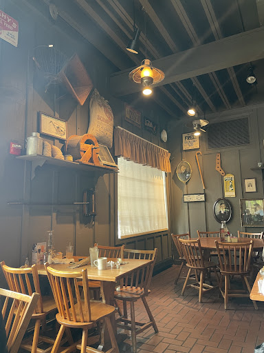 American Restaurant «Cracker Barrel Old Country Store», reviews and photos, 1795 Andover St, Tewksbury, MA 01876, USA