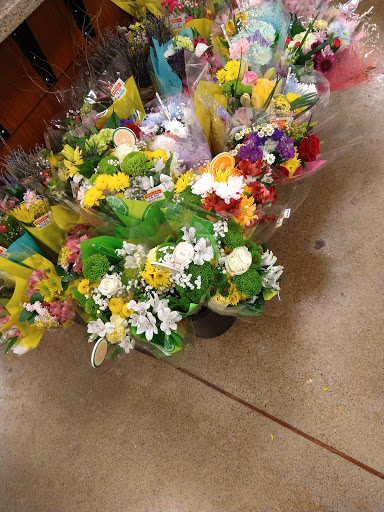 Shopping Mall «Speedway Super Center», reviews and photos, 6020 Crawfordsville Rd, Speedway, IN 46224, USA