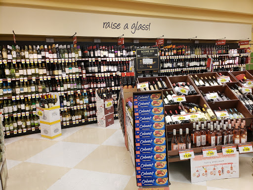 Grocery Store «Family Fare Supermarket», reviews and photos, 1415 Fulton St E, Grand Rapids, MI 49503, USA