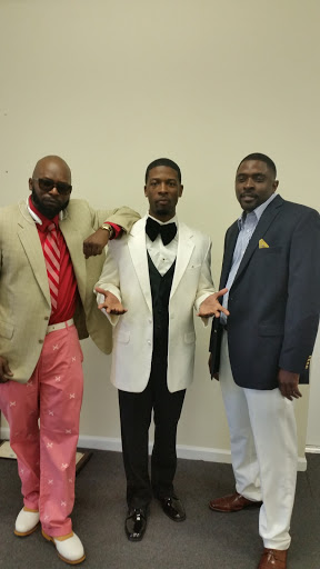 Barber Shop «Fatheadz Barber Shop», reviews and photos, 2516 Paul W Bryant Dr, Tuscaloosa, AL 35401, USA