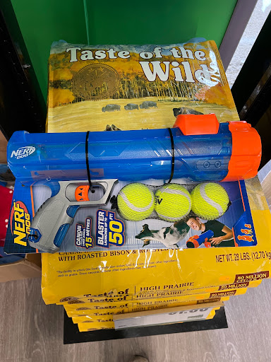 Pet Supply Store «Pet Supplies Plus», reviews and photos, 5348 Dixie Hwy, Waterford Twp, MI 48329, USA