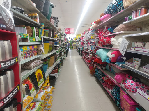 Discount Store «Big Lots», reviews and photos, 116 Village Center Rd, Harlan, KY 40831, USA