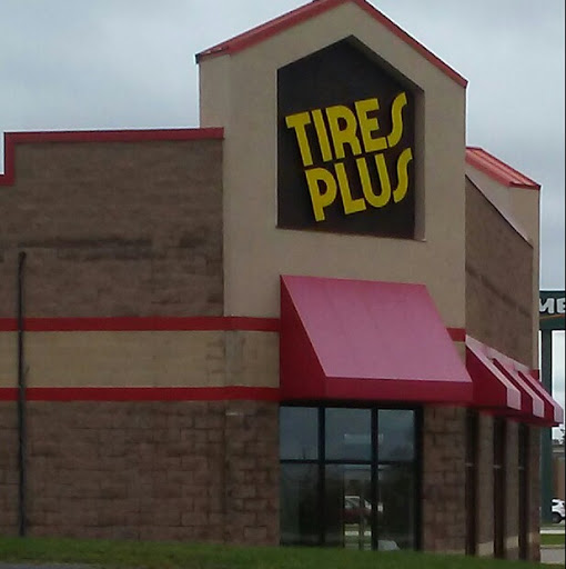 Tire Shop «Tires Plus», reviews and photos, 6746 S 27th St, Oak Creek, WI 53154, USA