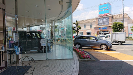 Honda Cars 福岡 春日大通り店