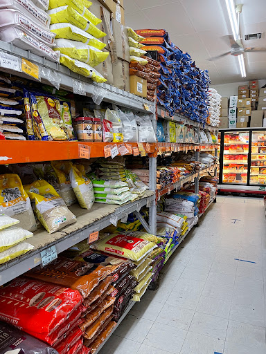 Indian Grocery Store «Himalayan Indian Grocery», reviews and photos, 29 Marchwood Rd, Exton, PA 19341, USA