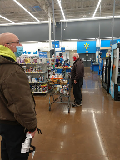 Department Store «Walmart Supercenter», reviews and photos, 222 E Smokerise Dr, Wadsworth, OH 44281, USA