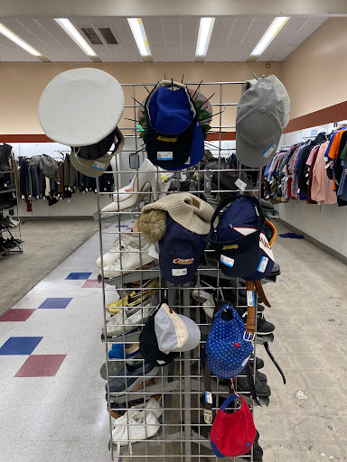 Thrift Store «Goodwill - Sherman Oaks», reviews and photos, 14760 Ventura Blvd, Sherman Oaks, CA 91403, USA