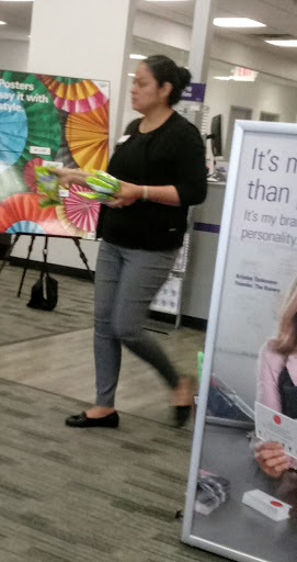 Print Shop «FedEx Office Print & Ship Center», reviews and photos, 24125 Magic Mountain Pkwy, Santa Clarita, CA 91355, USA