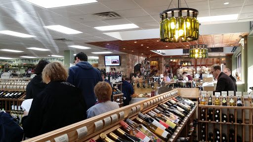 Wine Store «Long Island Wine & Spirit Merchants», reviews and photos, 1171 Jericho Turnpike, Commack, NY 11725, USA