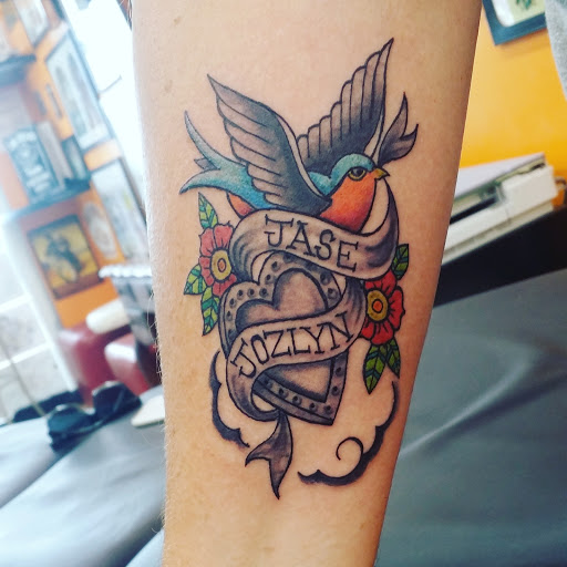 Tattoo Shop «Ft Myers Beach Tattoo Studios», reviews and photos, 1901 Estero Blvd, Fort Myers Beach, FL 33931, USA