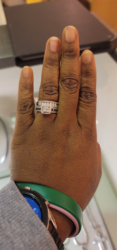 Jewelry Store «Kay Jewelers», reviews and photos, 401 Center St NE #2283, Salem, OR 97301, USA