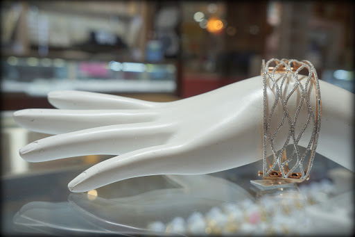 Jeweler «Gold N Diamonds», reviews and photos, 6188 Greenbelt Rd, Greenbelt, MD 20770, USA