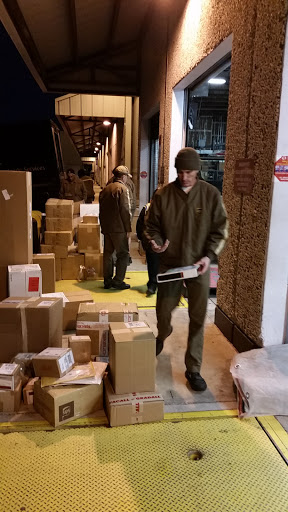 Courier Service «Ups Air Gateway Orlando», reviews and photos, 8975 Tradeport Dr, Orlando, FL 32827, USA