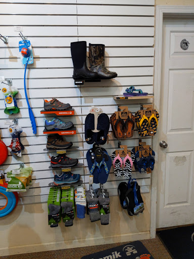 Outdoor Sports Store «Pacific Outfitters of Ukiah», reviews and photos, 955 N State St, Ukiah, CA 95482, USA