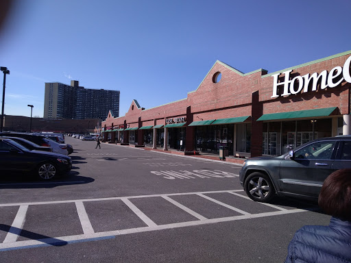 Shopping Mall «The Bay Terrace», reviews and photos, 23-98 Bell Blvd, Bayside, NY 11360, USA