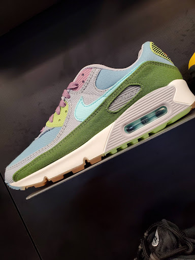 Shopping Mall «Northern Lights Shopping Center», reviews and photos, 3349-3561 Cleveland Ave, Columbus, OH 43224, USA