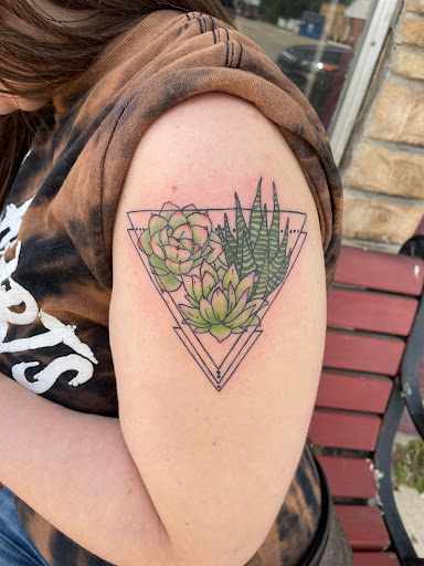 Tattoo Shop «Bombshell Ink», reviews and photos, 113 N Shiawassee St, Corunna, MI 48817, USA