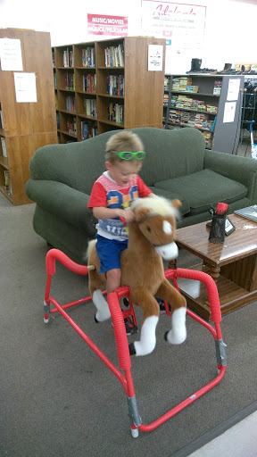 Thrift Store «Adelante Bargain Square Thrift Store», reviews and photos