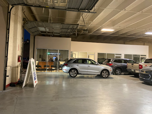 Auto Body Shop «Service King Collision Repair of Downtown Nashville», reviews and photos, 200 Main St, Nashville, TN 37213, USA