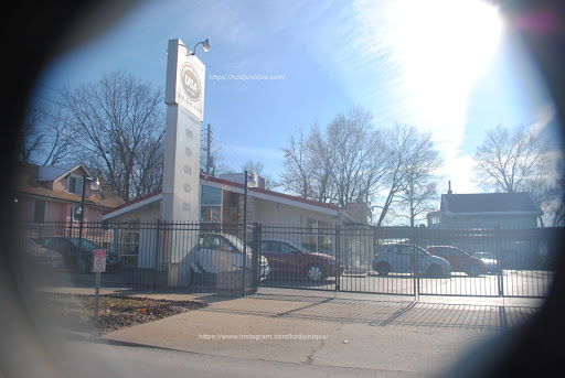 Used Car Dealer «Autobahn», reviews and photos, 1111 Westport Rd, Kansas City, MO 64111, USA