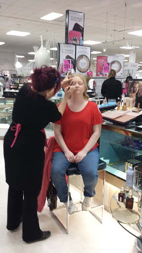 Department Store «Bon-Ton», reviews and photos, 5737 S Transit Rd, Lockport, NY 14094, USA