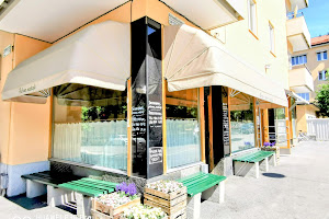 Paloma Café image