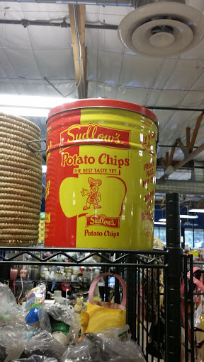 Thrift Store «48th & Baseline Goodwill Retail Store & Donation Center», reviews and photos, 2700 W Baseline Rd, Tempe, AZ 85283, USA