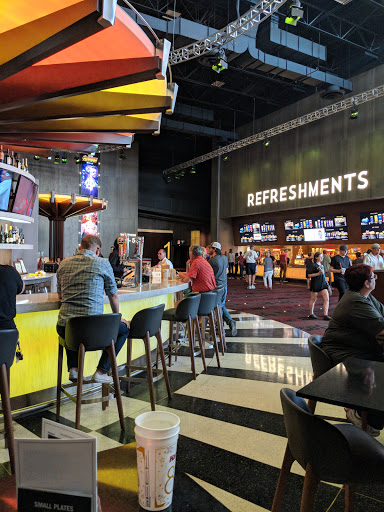 Movie Theater «Harkins Camelview at Fashion Square 14», reviews and photos, 7014 E Camelback Rd, Scottsdale, AZ 85251, USA