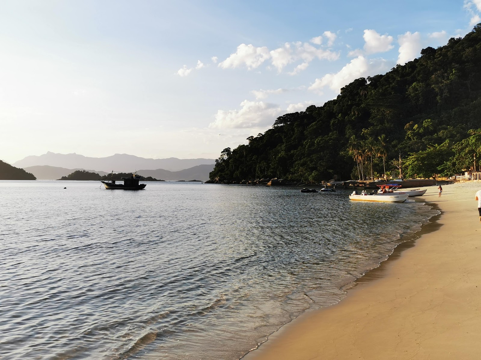 Foto de Praia do Sul área de comodidades