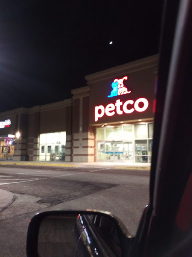 Pet Supply Store «Petco Animal Supplies», reviews and photos, 1052 Williams Reserve Blvd, Wadsworth, OH 44281, USA