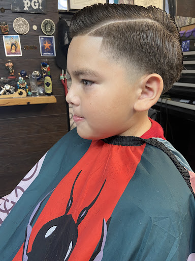 Barber Shop «Peluqueria Mi Guerrero Barber Shop Unisex», reviews and photos, 208 Milby St, Houston, TX 77003, USA