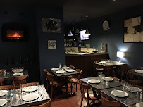 Atmosphère du Restaurant de poisson La Barque Bleue Lyon - n°5