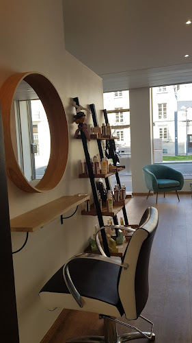 Opinii despre Biocoiff' - Coiffeur Bio Caen et Colorations Végétales în Caen - Salon de coiffure