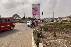 Taifa Burkina Taxi Rank, Atomic Roundabout image