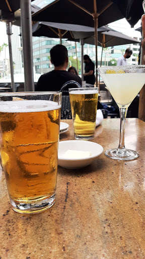 Restaurant «The Cheesecake Factory», reviews and photos, 15301 Ventura Blvd, Sherman Oaks, CA 91403, USA