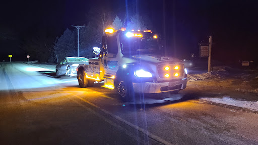 Towing Service «Rex Auto Body and 24/7 Towing», reviews and photos, 4910 W Elm St, McHenry, IL 60050, USA