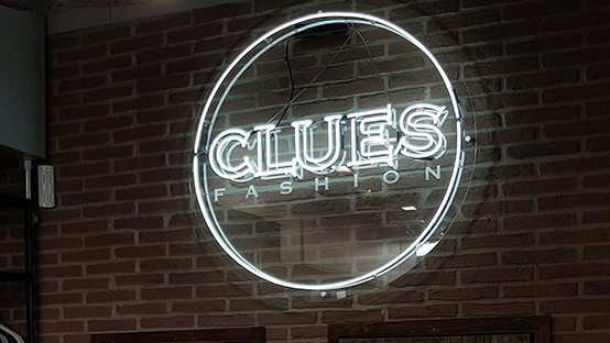 Reviews of Clues Fashion in Peterborough - Clothing store