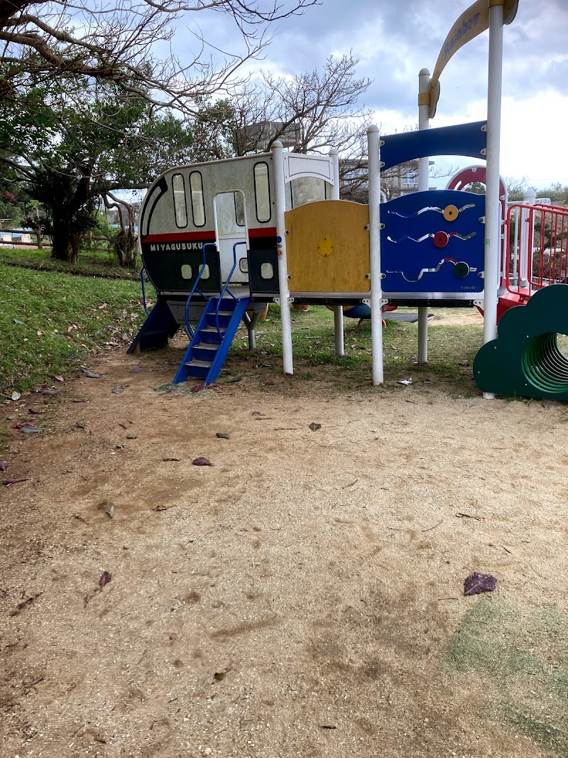 宮城公園 沖縄県南風原町宮城 公園 公園 グルコミ
