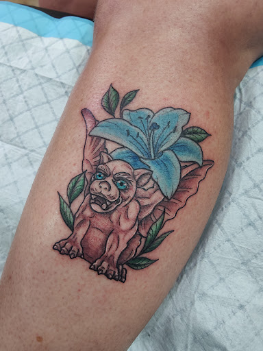 Tattoo Shop «Frequency Tattoo Company», reviews and photos, 4038 Ridge Ave, Philadelphia, PA 19129, USA