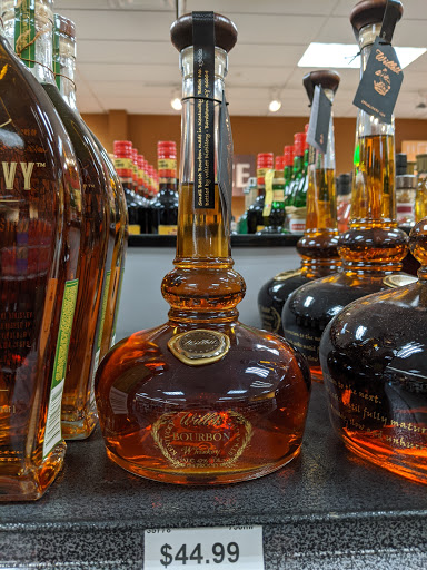 Liquor Store «Blanchards Wines & Spirits», reviews and photos, 418 Lagrange St, West Roxbury, MA 02132, USA