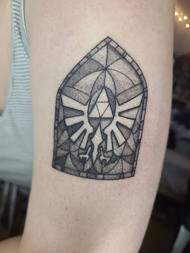 Explore flower and butterfly tattoo ideas, creative tattoo ideas in Chattanooga, available at Studio 222