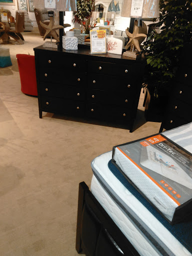 Furniture Store «Furniture Warehouse - Bradenton», reviews and photos, 1100 Cortez Rd W, Bradenton, FL 34207, USA