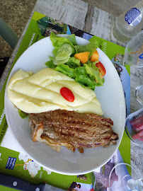 Plats et boissons du Restaurant Le Loup Brameloup à Prades-d'Aubrac - n°4